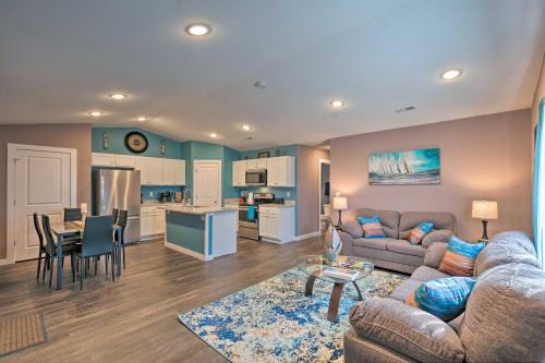 Park City on the Water Townhome with Hot Tub!