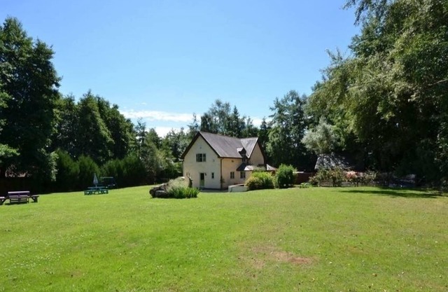 Parkgate House Sleeps 12