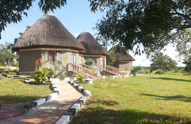 Parkside Safari Lodge