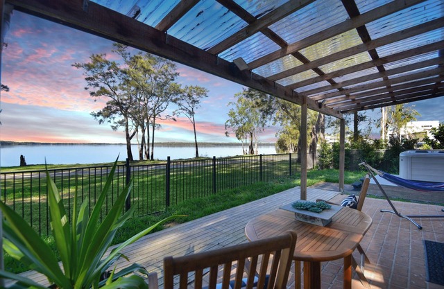 Parkway Lakehouse - East Coast Getaways