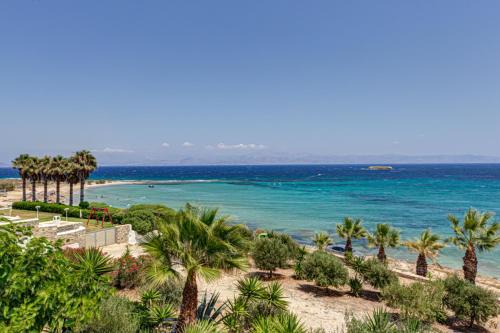 Paros Blue Dolphin FULLY RENOVATED by RIVEA GROUP