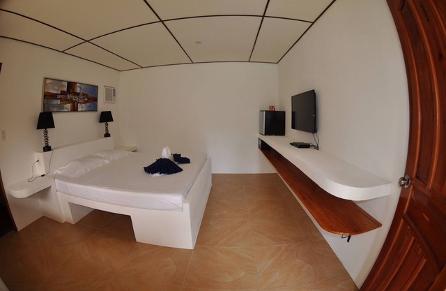Parrot Resort Deluxe Room 1 - Moalboal
