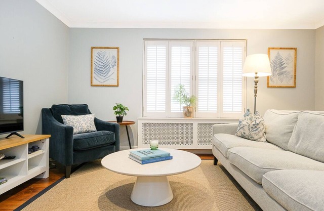 Parsons Green Lane | Pro-Managed