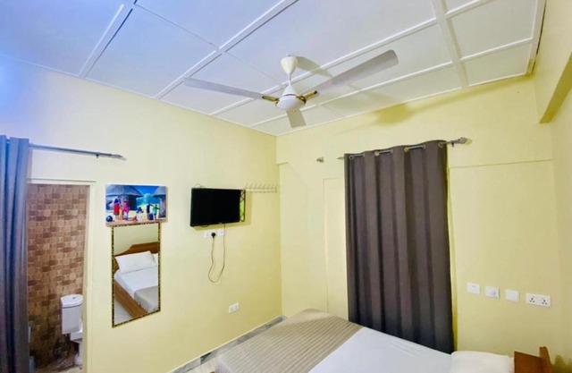 Part Time Guest House and Pub