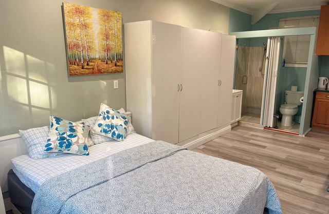 Pasadena Gated Studio 1 Free Parking