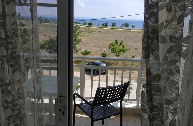 Paschalia Sea View Studios