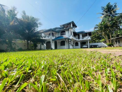 Pasidu Villa