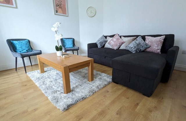 Pass the Keys | Spacious Comfortable 3 Bedroom House