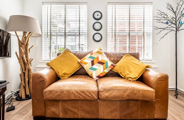 Pass the Keys | Stylish family home central Topsham with parking