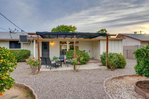 Patio and Yard Sun City Home Near Casinos