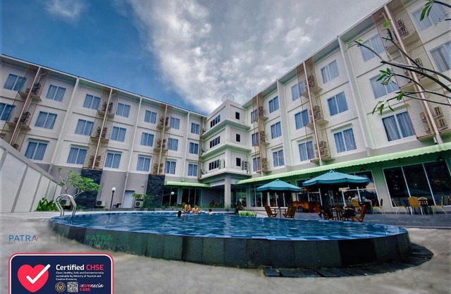 Patra Dumai Hotel
