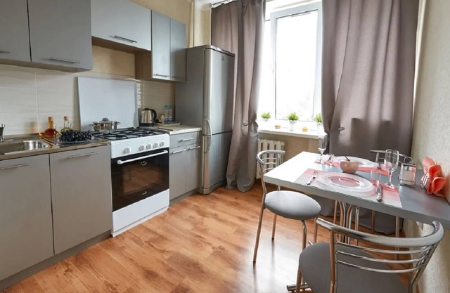 PaulMarie Apartments on Mira 25B