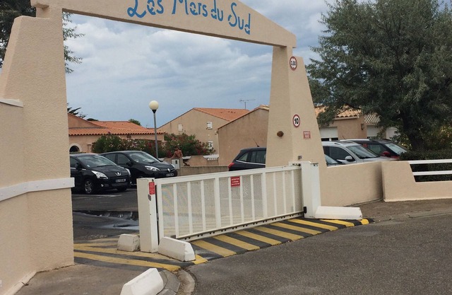Pavillon 50 m from Gruissan les Ayguades beach