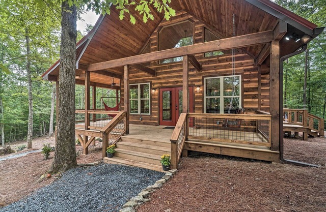 Peaceful Cabin on 3 Private Acres: Deck & Fire Pit