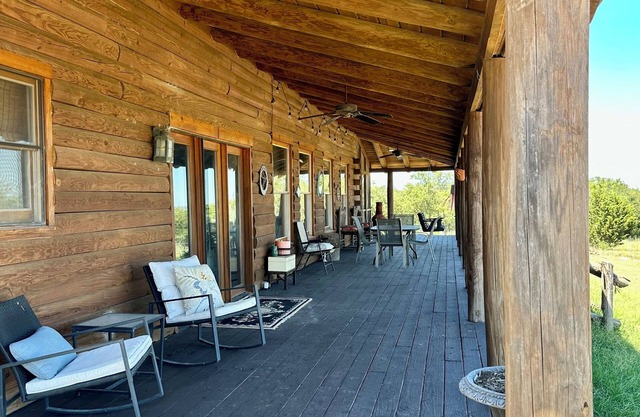 Peaceful Cabin Retreat