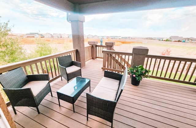 Peaceful Falcon Hot Tub Pet Friendly 3 King Bedsnn