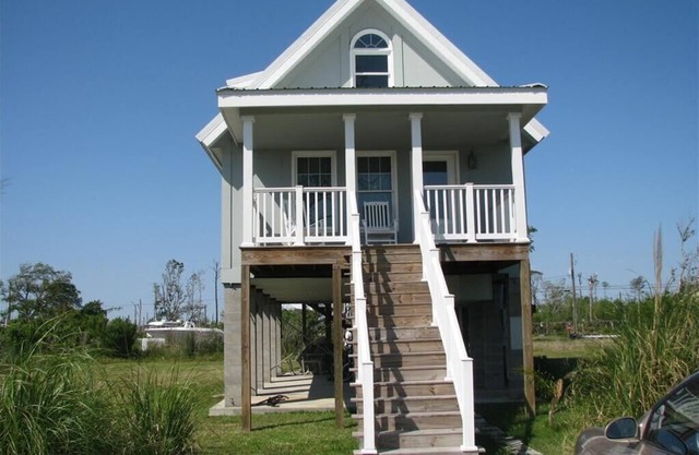 Peaceful Gulf Getaway - Close to Old Town Bay St Louis