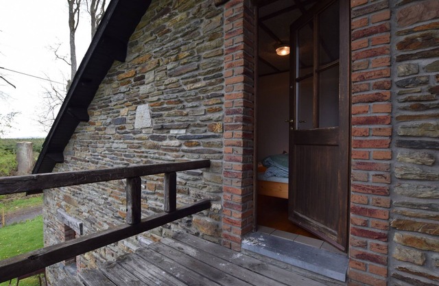 Peaceful Holiday Home in Houffalize with Fireplace
