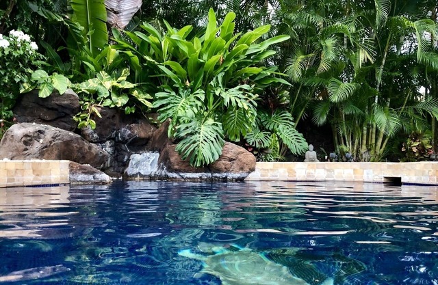 Peaceful Luxury Home, pool, gourmet kitchen. Text 808-781-1741 for availability