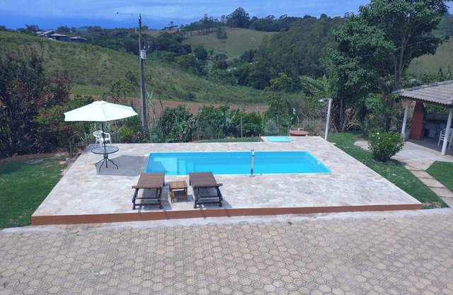 Peaceful retreat surrounded by nature. Comfortable house for families, pet friendly.