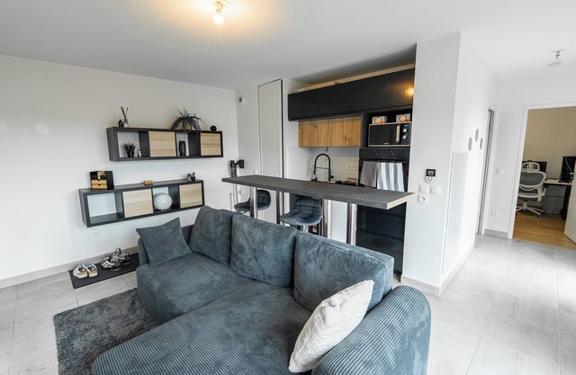 Peaceful stay near Pessac forest