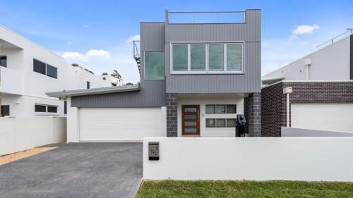 Pearls on Sapphire Beach