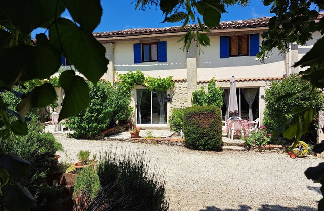 'Peche' La Grange du Moulin -Just families - Fun for kids - Heated pool - wifi