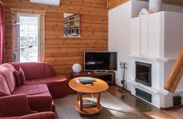 Peiponpesä B by Interhome