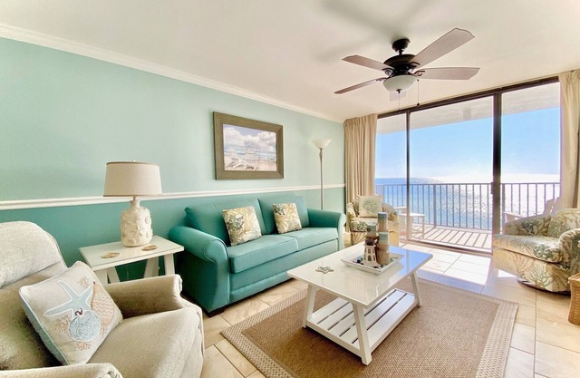Pelican Walk 504- Free Beach Chairs Gulf Front!