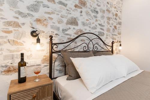 Penelope Apartments B