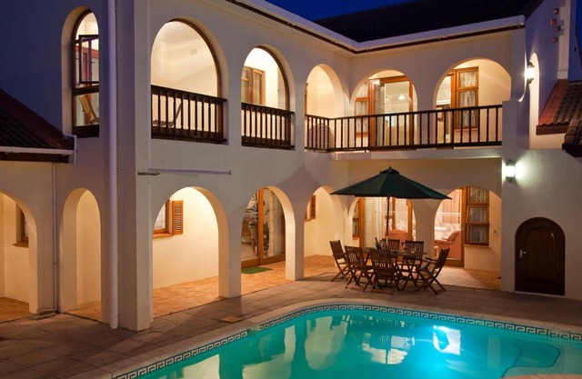Penguino Guesthouse