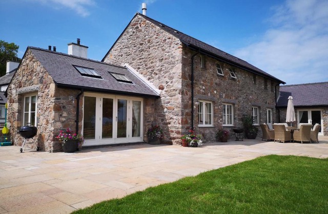 Penrhyn Barn