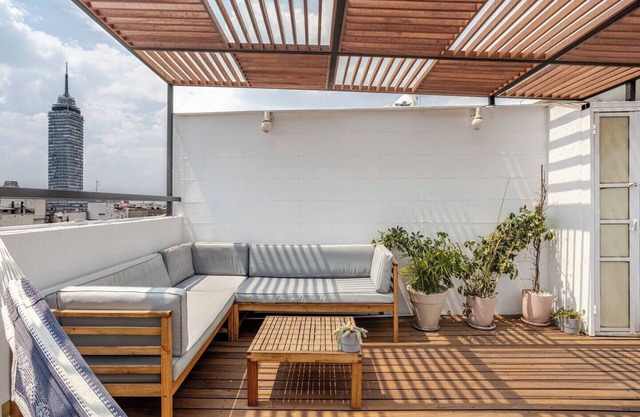 Penthouse in Centro Historico with 2 Bedroom/2 Bathroom & Private Terrace
