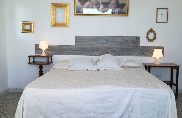 Penthouse in front of the sea beach at 10 meters