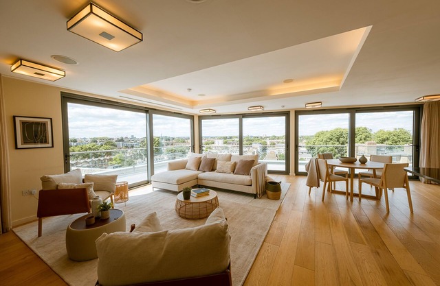 Penthouse. Roof Terrace. Shoreditch. AC
