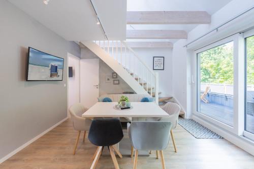 Penthouse Stine