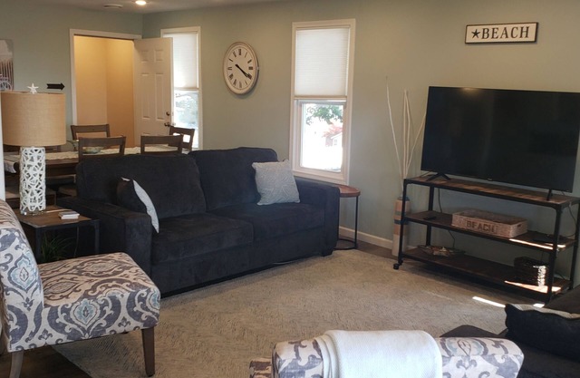 Penthouse Suite in the heart Sylvan Beach Resort