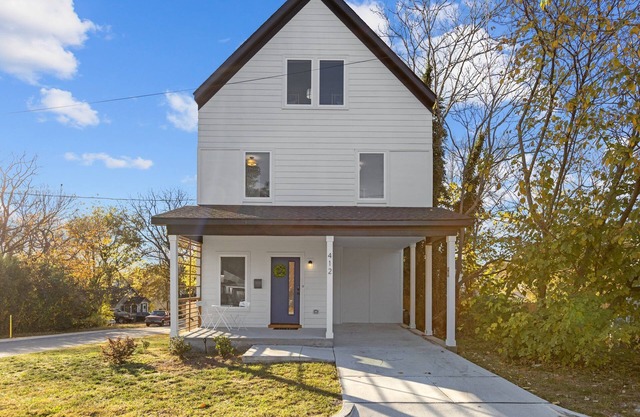 Perfect DT Escape - New Designer Executive Home