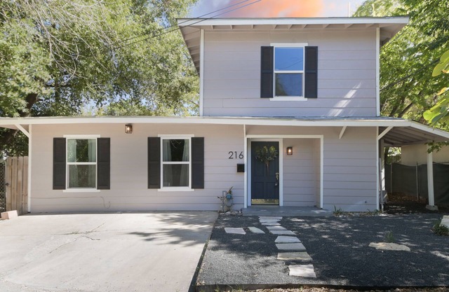 Perfect near downtown location!