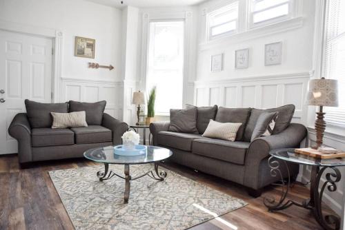 Perfect Pittsburgh Home Close To City & Airport
