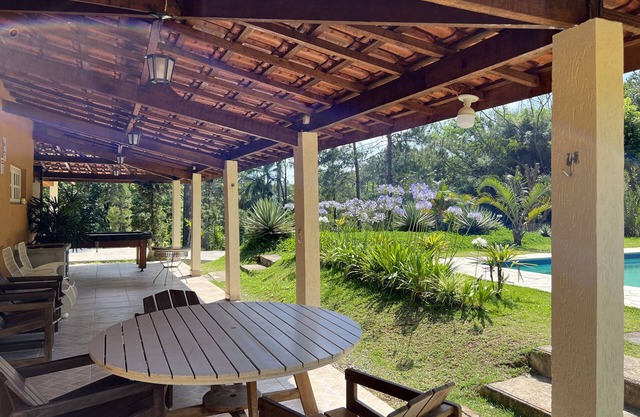 Perfect place to be with family and friends! Wi-Fi ✅ accommodates 20 people