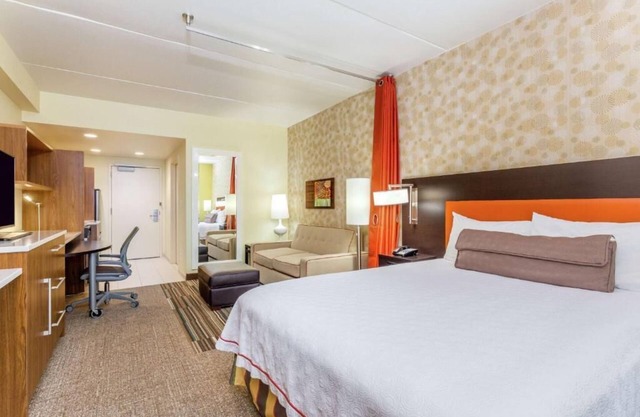Perfect Spot for Unwinding! Indoor Pool, Pet-Friendly Property, Free Breakfast!