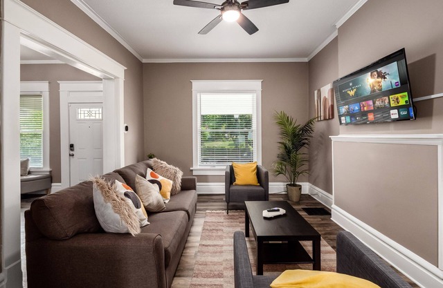 Perfect Stay - 2 Bedrooms - Columbus!