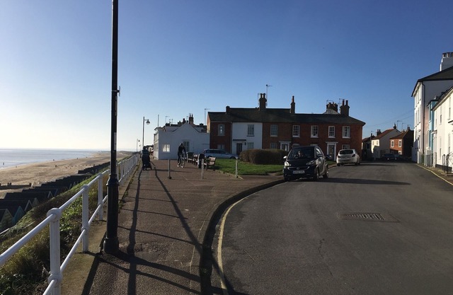 Perfectly located seaside house with stunning sea views