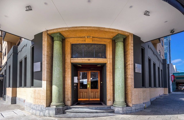 Perth West End Apartment 406 - Executive Escapes