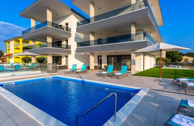 Pet friendly apartment in Malinska