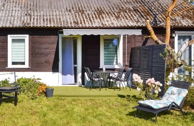 Pet friendly apartment in Rzewnie