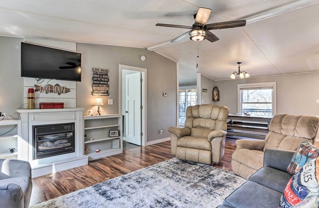 Pet-Friendly Flemington Home w/Lake Access!