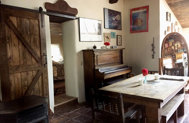 Pet friendly Glorieta Magic House Family Retreatnnear Santa Fe