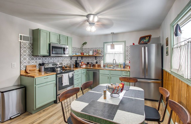 Pet-Friendly Hiawatha Retreat w/Private Yard!